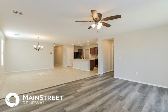 8586 W Magpie Pl