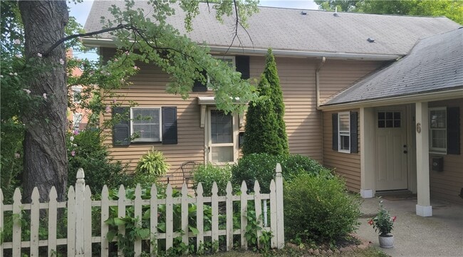 Photo - 6 South St Townhome