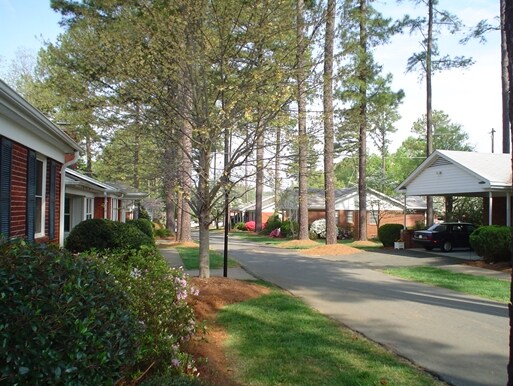 Photo - Towering Pines Apartments