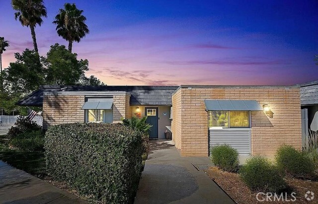 Building Photo - 22400 Canyon Club Dr Rental