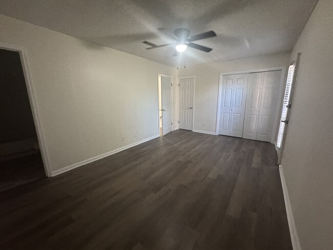 Photo - 122 Timbers Dr