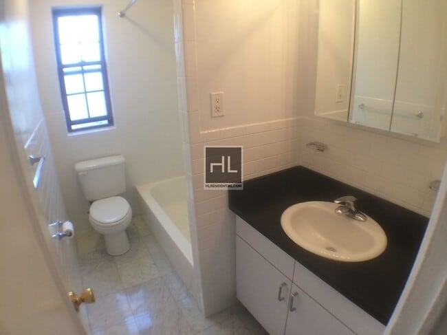 Photo - CRANBERRY STREET Unit 4H