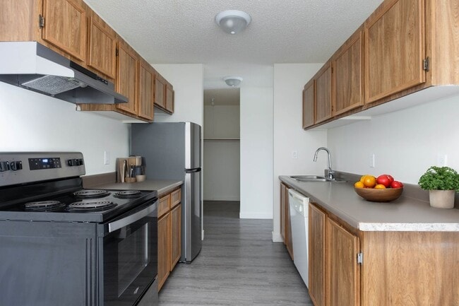 Photo - Chanteclair Apartments