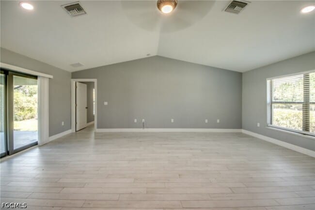 Photo - 12866 Iona Rd