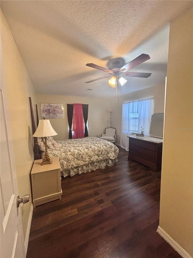Photo - Charming 1-Bedroom Rental- – All Utilities Included!