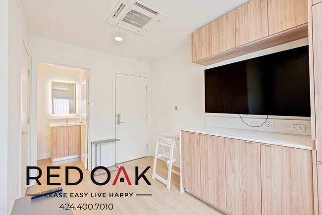 Photo - ~$275 OFF Each Month~ Welcoming Private Be... Unidad 164B