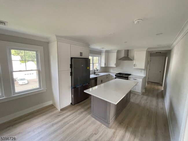 Building Photo - 450 Beech Ave Unit 2 Rental