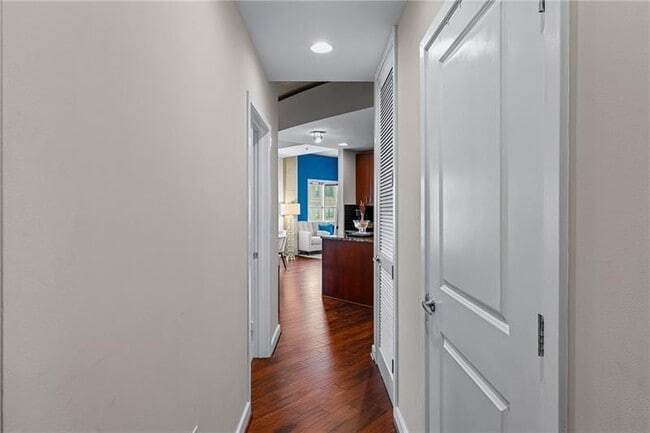 Photo - 250 Pharr Rd NE Unit 310