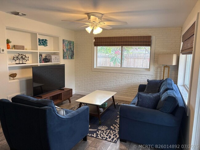 Photo - 501 SW 11th St