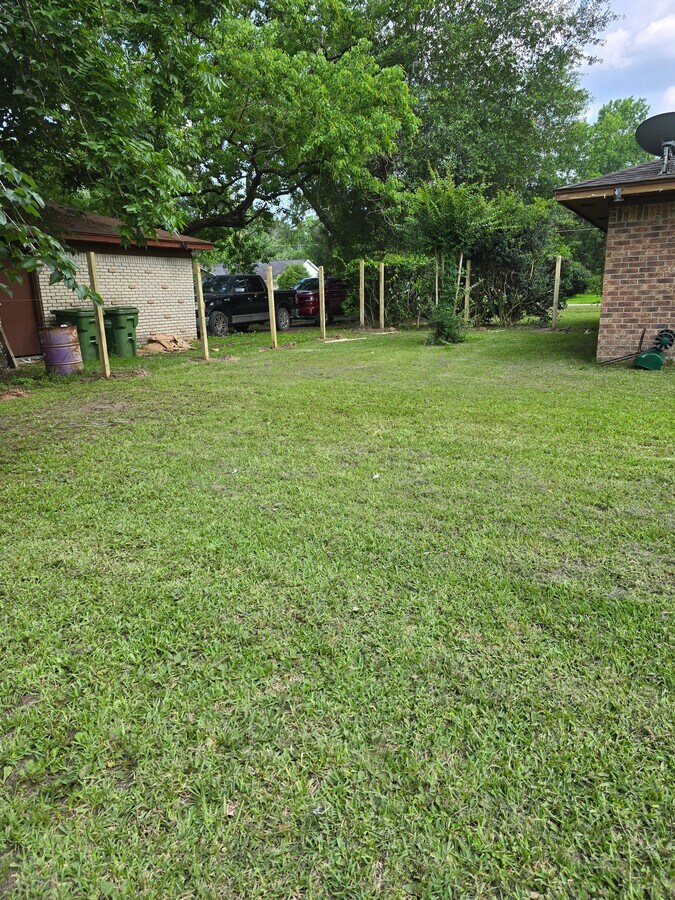Photo - 701 Rickey St