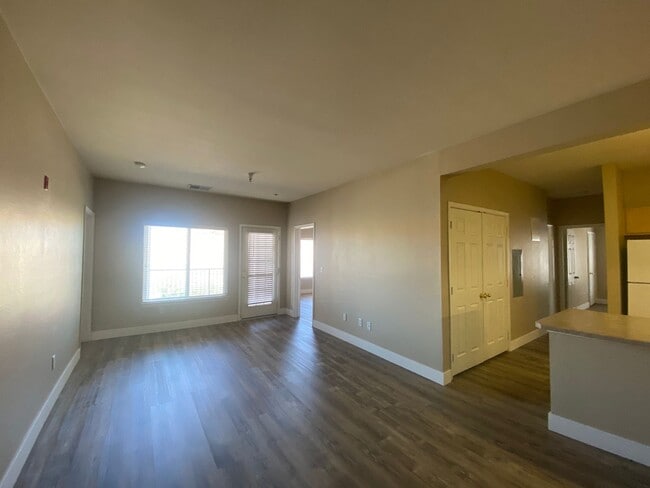 Photo - 4 Bedroom, 4 Bathrooms at The Edge at Reno Unit 323