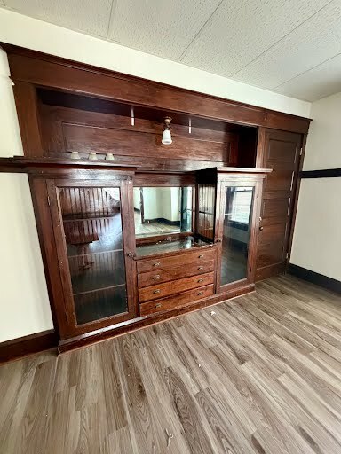 Dinning buffet - 1619 S 14th St Unit 1619