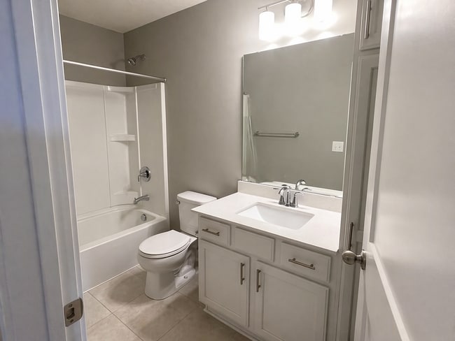 Building Photo - 19490 Butternut Ct