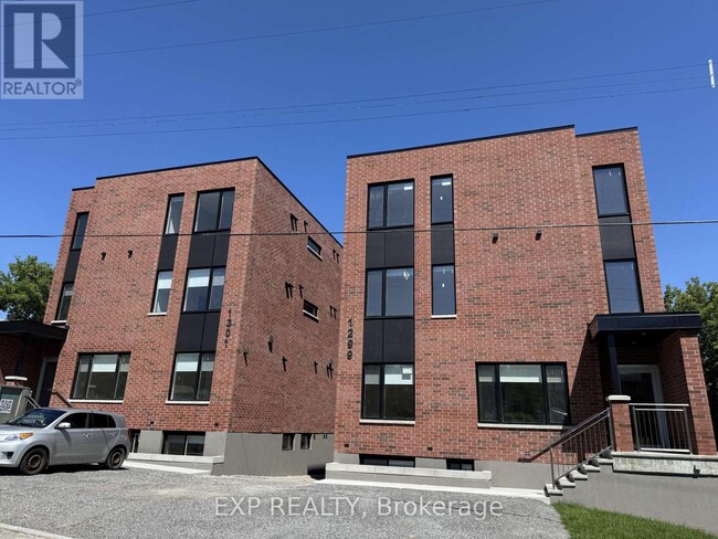 Photo - 1301 Dorchester Ave Unit 7
