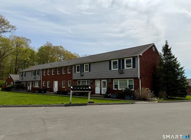 Photo - 47 Old Farms Ln Unit 47