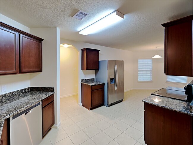 Photo - 22718 Klingamans Wy