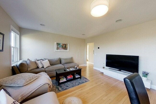 2 Boulevard Unit 2