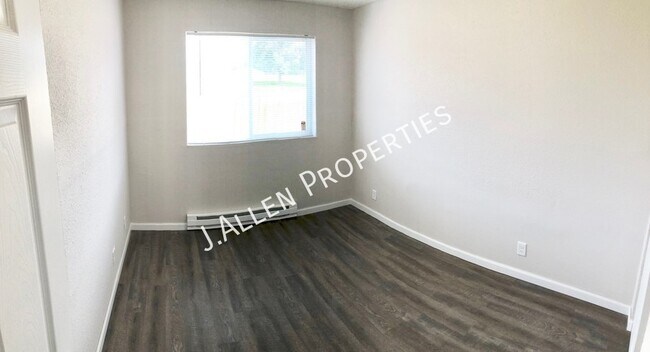 Photo - 1806 Parker Cir Unidad A