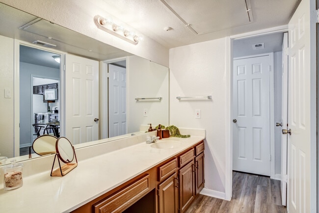 5401 Chimney Rock