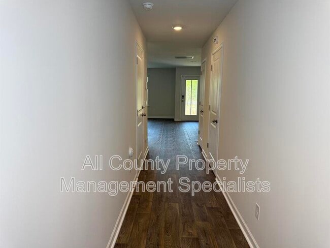 Photo - 424 Devotion Ln