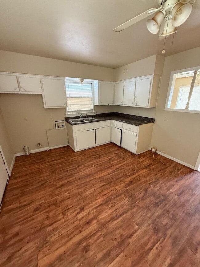 Photo - $0 First Month's Rent / $0 Deposit at Move-in