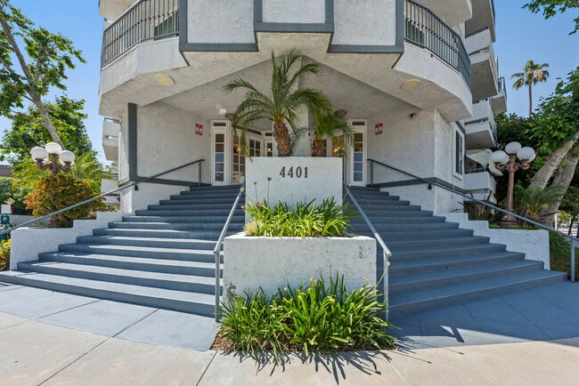Building Photo - 4401 Sepulveda Blvd