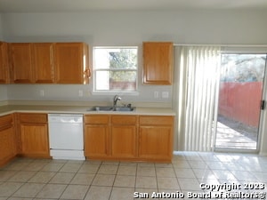 Photo - 9231 Foxgrove Way