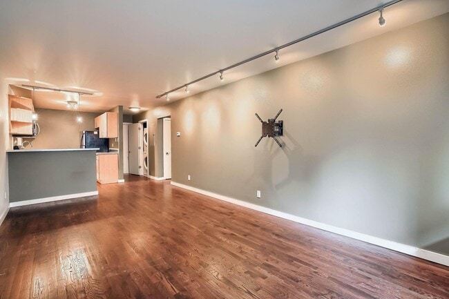 Photo - 1245 Columbine St
