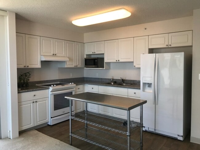 Photo - 801 South St