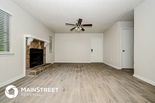 Photo - 149 Adrian Dr