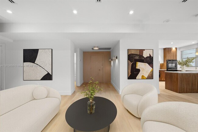 Photo - 5255 Collins Ave Unit 2J