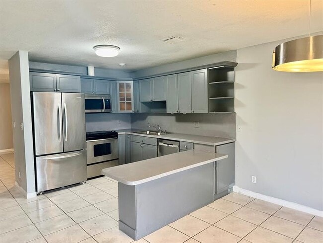 Building Photo - 10630 NW 45th St Unit B Rental