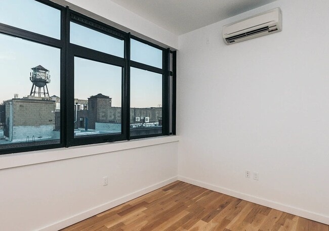 44 Kent St Unit 590