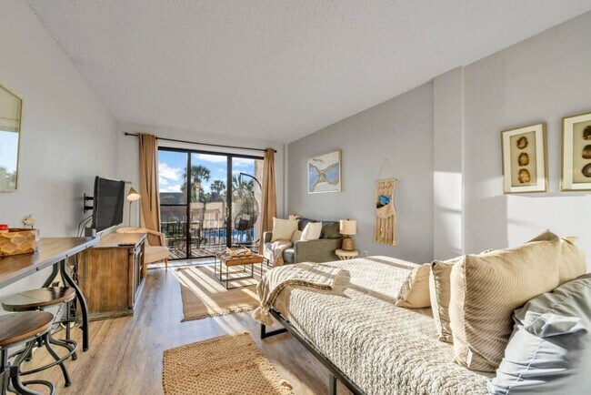 Photo - 214 Miracle Strip Pkwy SW Unidad SI ID1501996P