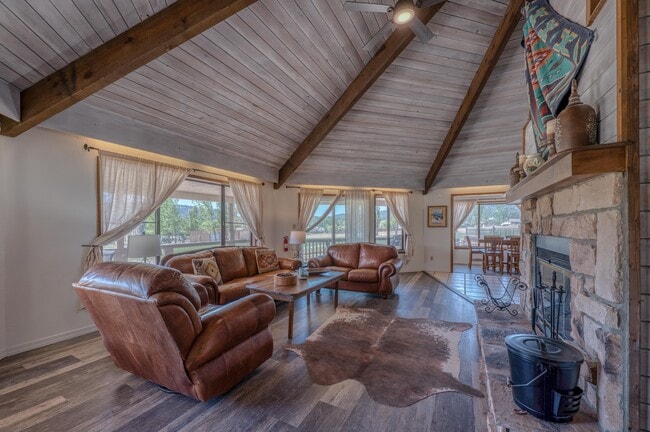 Photo - 409 Barcus Rd