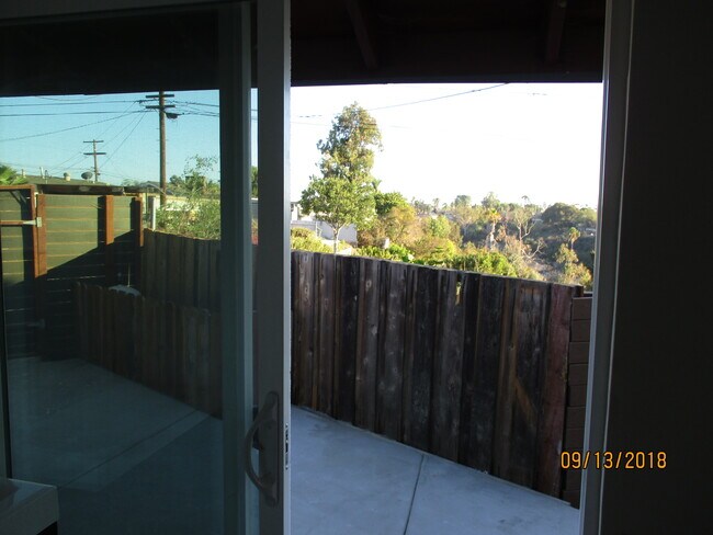 5553 Dorothy Dr
