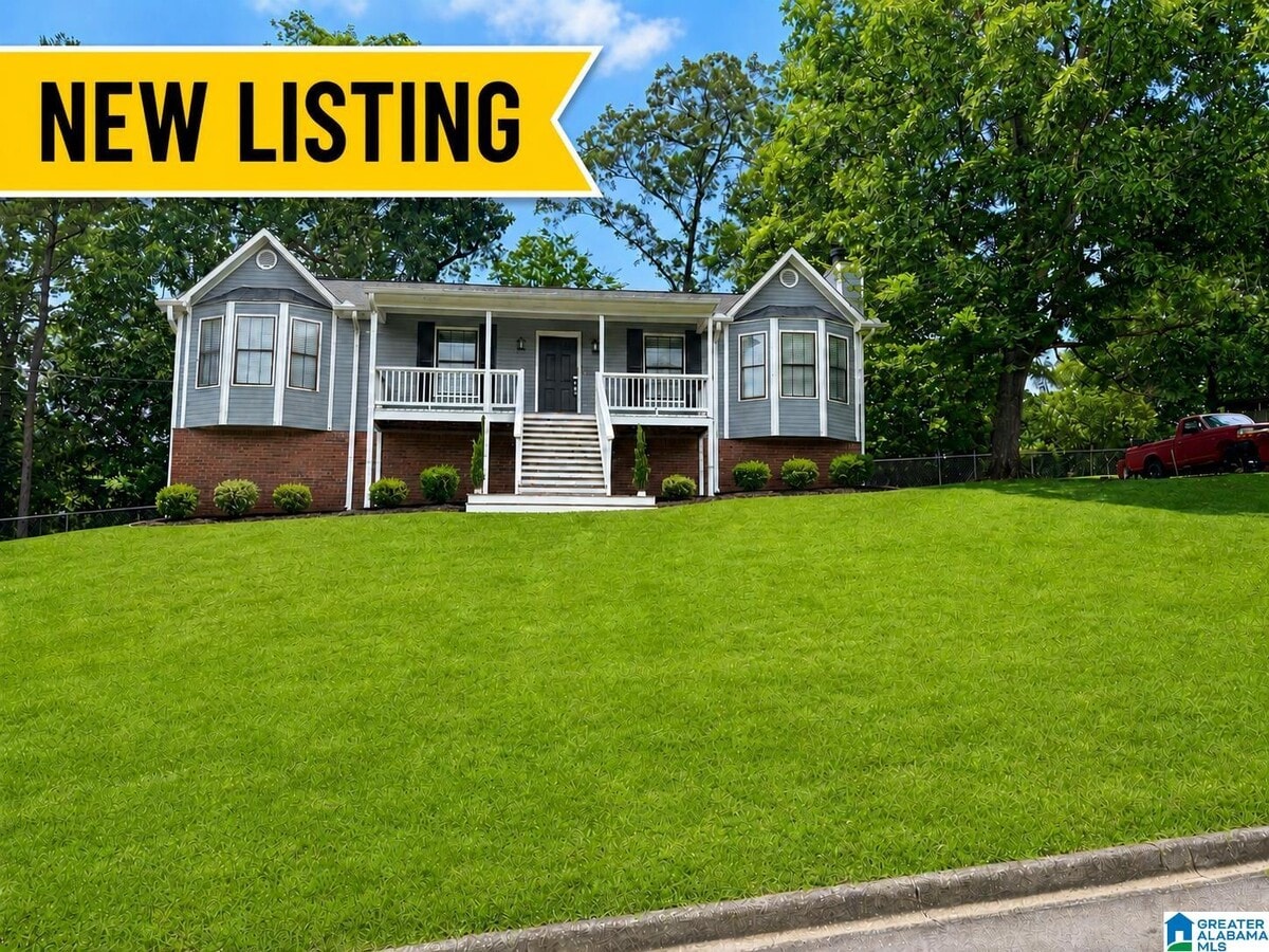 Photo - 6877 Briarwood Dr