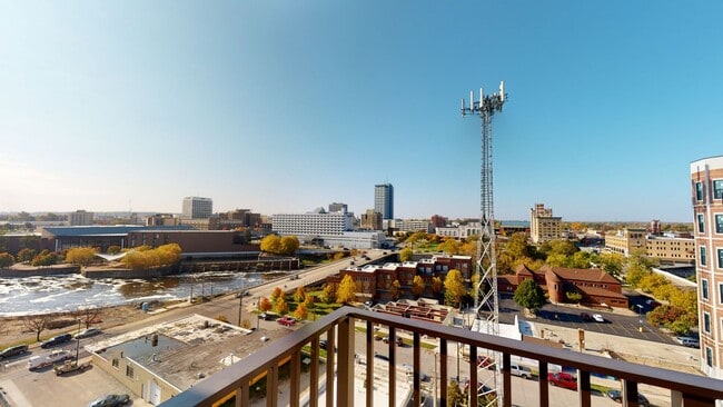 Photo - 300 East Apartments