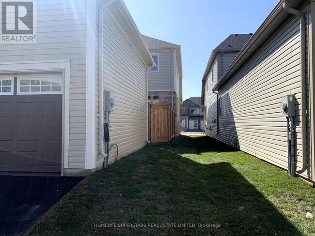 Photo - 220 Farley Rd