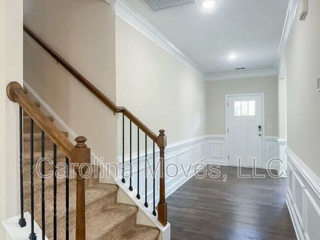 Photo - 174 Pelham Glen Wy.