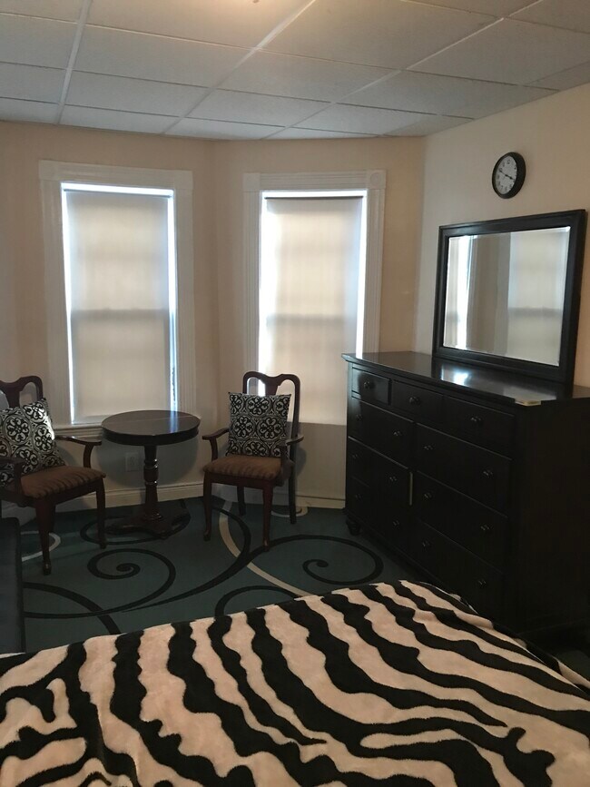 Photo - 245 Dorchester St Unit 3