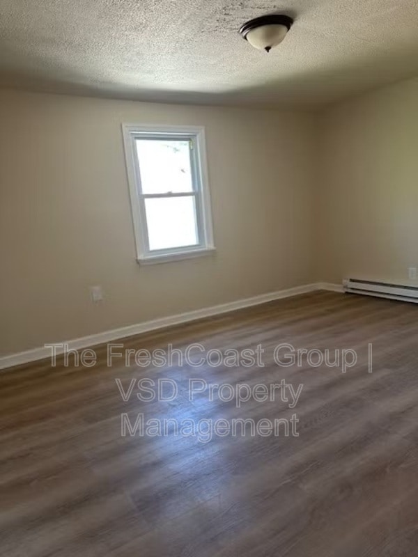 Photo - 789 Wayside Rd Unidad 2