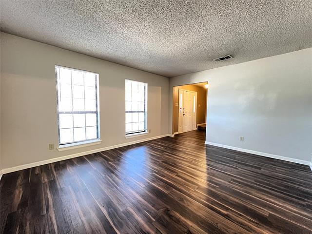 Photo - 2019 Longmeadow Ct