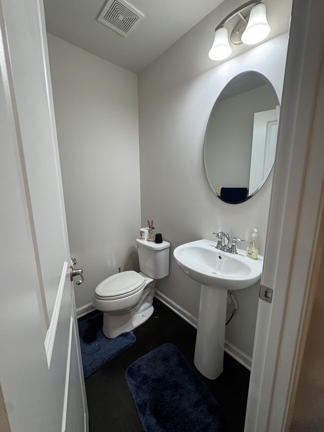 Photo - 14217 Belle Ave