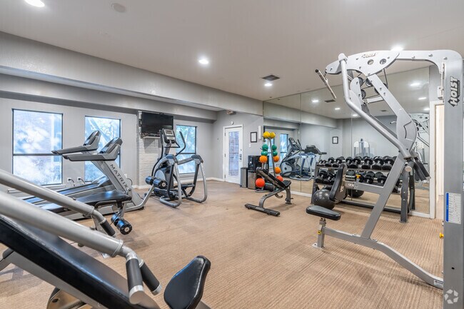 Gimnasio - Barcelona on Chisholm Trail