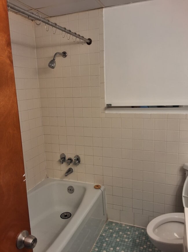 Photo - 211 Birdseye St Unit 2A2