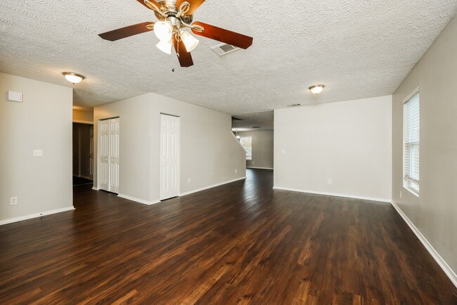 Photo - 5408 Skip Jack Dr