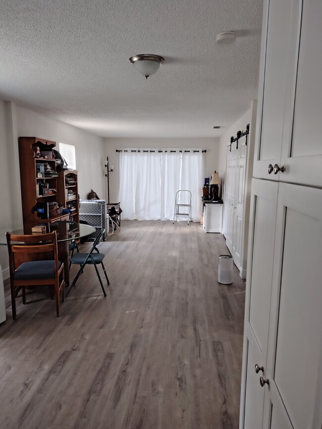 Photo - 313 Dirksen Dr Unit 313 E2 Dirksen Drive