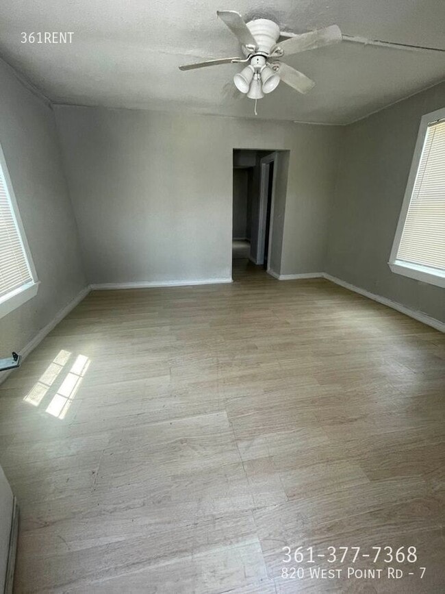 Photo - 820 W Point Rd Unit 7