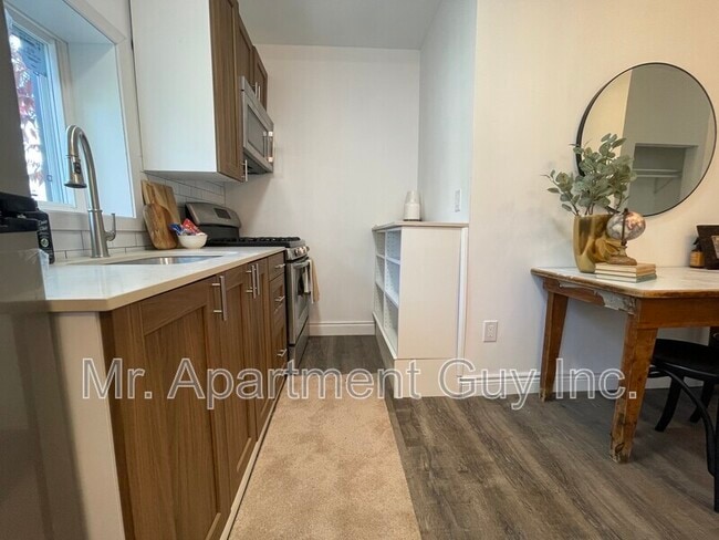 Photo - 45 St Paul St W Unit Suite 4